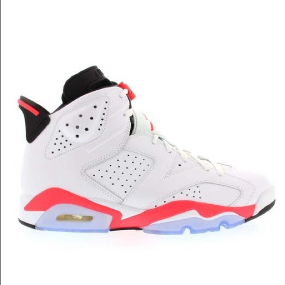 Air Jordan 6 Retro.